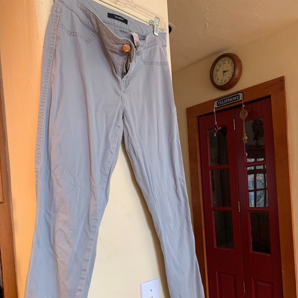 Tahari Grey skinny pants - so soft!